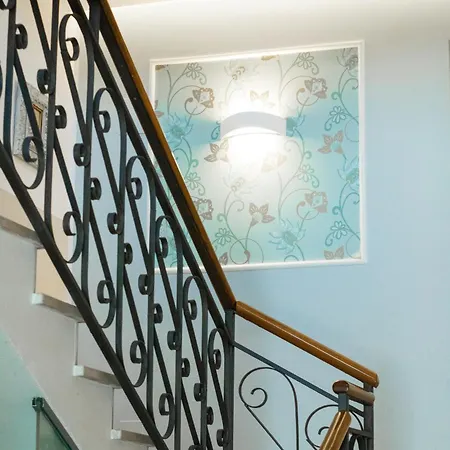 Altamira * Roseto Degli Abruzzi