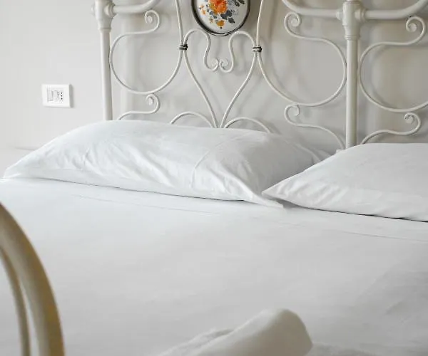 Отель Altamira *