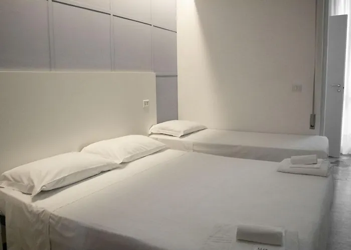 Altamira * Розето-дельи-Абруцци