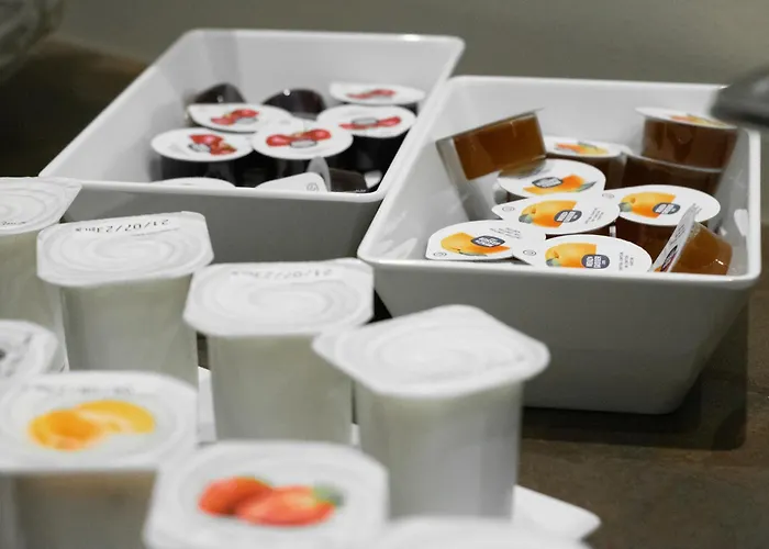 Отель Altamira *