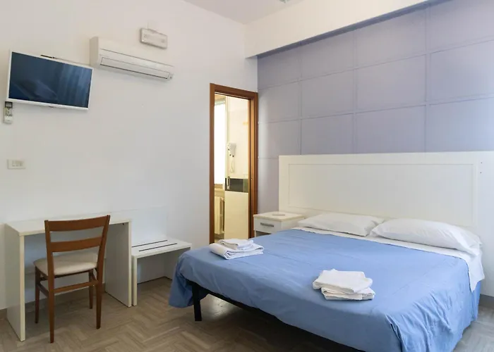 Отель Altamira Розето-дельи-Абруцци