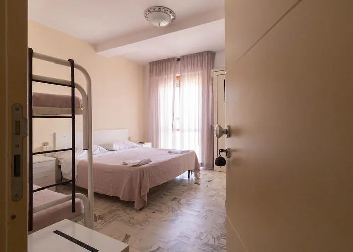 Altamira Отель *